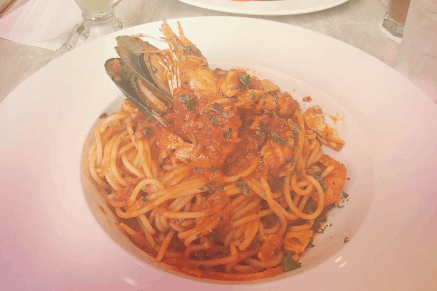 Spaghetti Seafood Marinara Restoran Serai