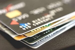 Beza kad kredit dan kad debit